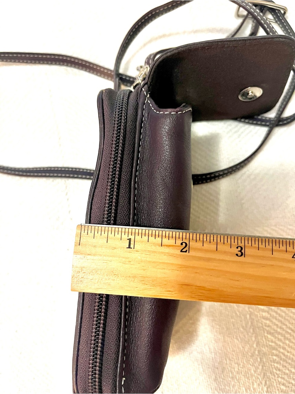 Adorable True Leather Crossbody in Beautiful Rich Plum - Picture 8 of 8